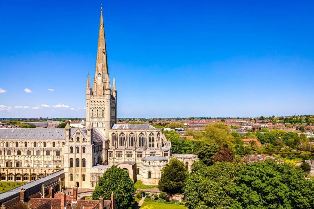 norwich city breaks in autumn